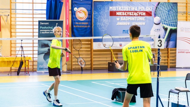 Fot. Robert Stachnik [Radio Szczecin] Mierzyn. Mistrzostwa Polski niesłyszących w badmintonie [ZDJĘCIA]