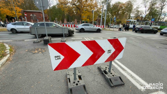 Fot. Robert Stachnik [Radio Szczecin] Od środy zmiany w komunikacji miejskiej przy Cmentarzu Centralnym [WIDEO, ZDJĘCIA]