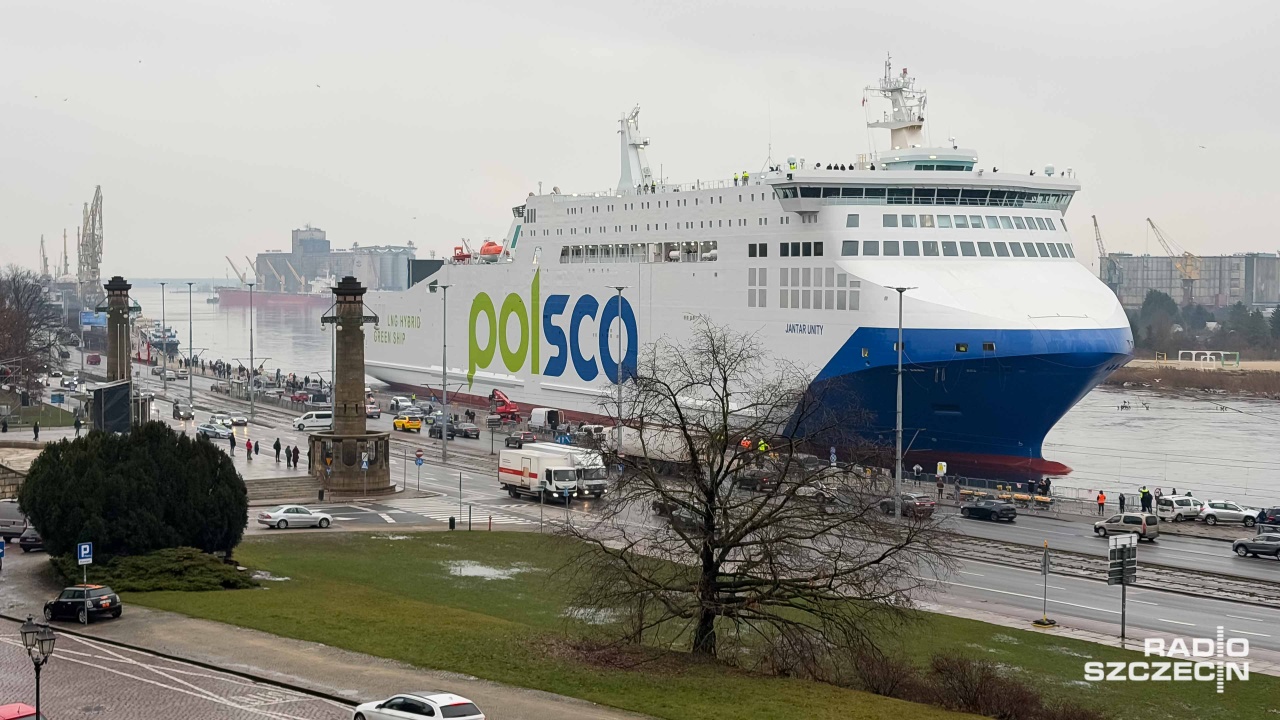 Święto na Wałach Chrobrego. Chrzciny promu Jantar Unity