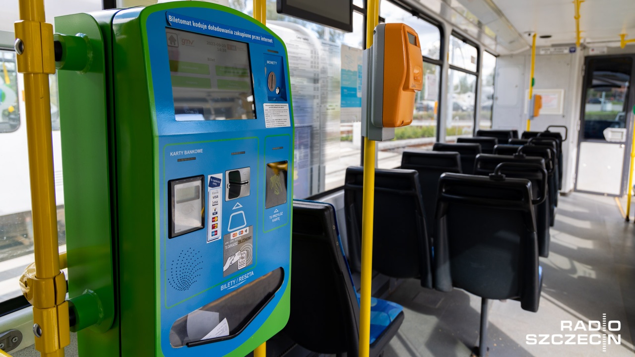 Bilety cyfrowe w komunikacji miejskiej na nowych zasadach. Spór w Kawiarence