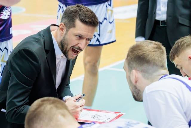 Koszykarze Kinga wygrali z mistrzem Polski i wirusem. Szczecinianie pokonali Legię Warszawa 83:81 w Orlen Basket Lidze.