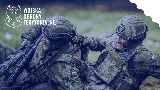 To pakiet szkoleń, które wojsko przygotowuje od kilku lat i dopasowuje do przerwy w edukacji młodzieży ze szkół ponadpodstawowych.