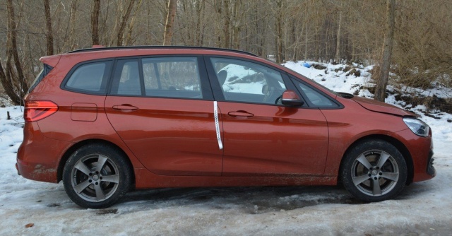 Koszalińscy kryminalni dopadli dwóch złodziei w wieku 24 i 25 lat, którzy na terenie Niemiec ukradli BMW warte 80 tysięcy złotych.
