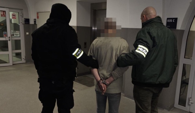Prał pieniądze pochodzące z przestępstw i wpadł - teraz za swój czyn odpowie przed sądem. To 32-latek, którego zatrzymali szczecińscy policjanci.