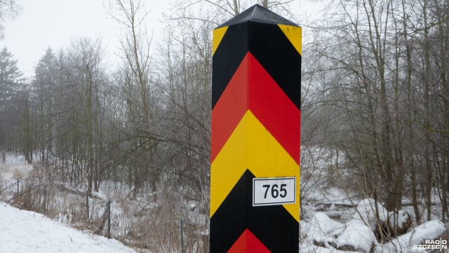 Mieszkańcy Osinowa Dolnego skarżą się, że od wielu miesięcy ich życie jest utrudnione. Powodem ma być zła organizacja kontroli granicznych prowadzona przez polskie i niemieckie służby.