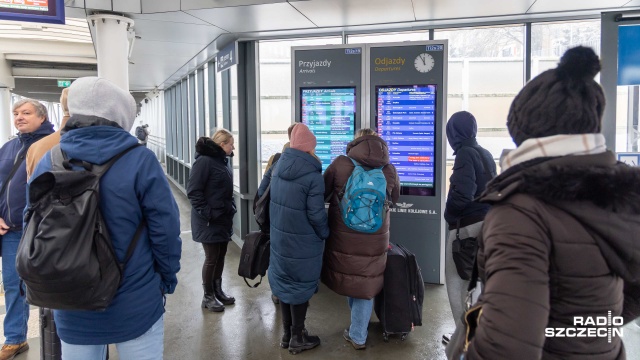 Odwołane kursy i potężne opóźnienia. Sytuacja na kolei w Zachodniopomorskiem wciąż jest trudna.