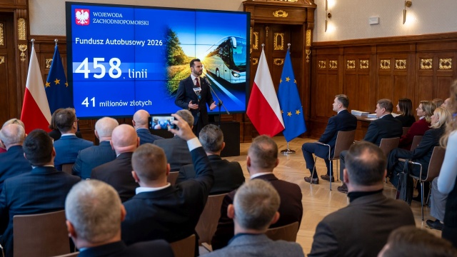 Ponad 40 mln zł na utrzymanie prawie 460 linii autobusowych. Takie dofinansowanie otrzymały zachodniopomorskie samorządy.