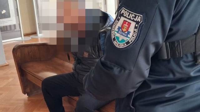 Sąd w Gdyni ponownie aresztował antyukraińskiego aktywistę i patostreamera Pawła N., znanego jako Nazar. Mężczyzna w środę wyszedł na wolność, kiedy Sąd Okręgowy w Gdańsku uchylił zastosowany 10 grudnia ubiegłego roku trzymiesięczny areszt tymczasowy.