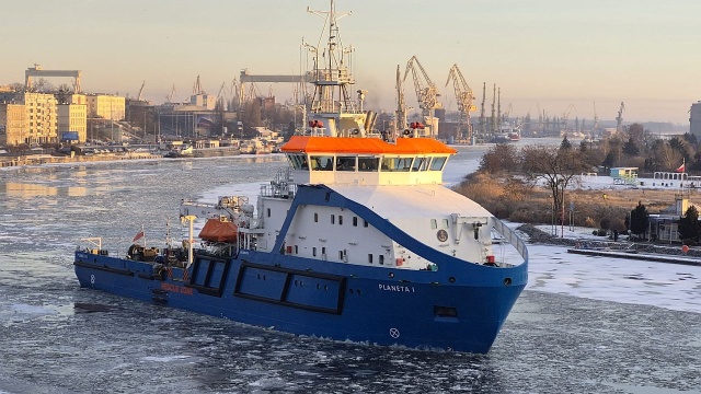 Są już pierwsze problemy związane z niskim stanem wód morskich i śródlądowych. Kłopot sprawia naturalne wypchnięcie skruszonego wcześniej lodu w górny bieg Odry.