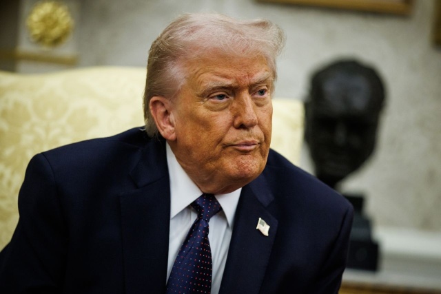 Donald Trump ostro skrytykował Hiszpanię za odmowę udostępnienia do ataku na Iran baz wojskowych wspólnych ze Stanami Zjednoczonymi, znajdujących się jednak pod hiszpańską jurysdykcją.