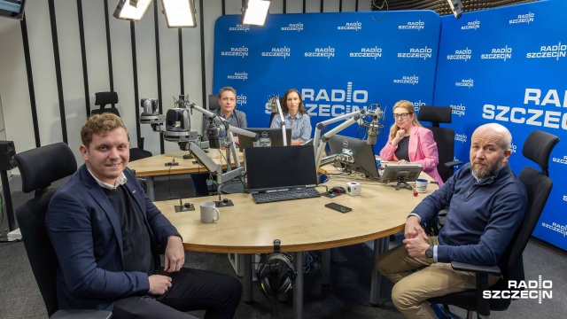 Prezes PiS odsłonił karty i wskazał, że to Przemysław Czarnek będzie kandydatem na premiera. Dyskusja na temat tej decyzji wywołała wiele emocji wśród gości Kawiarenki Politycznej.