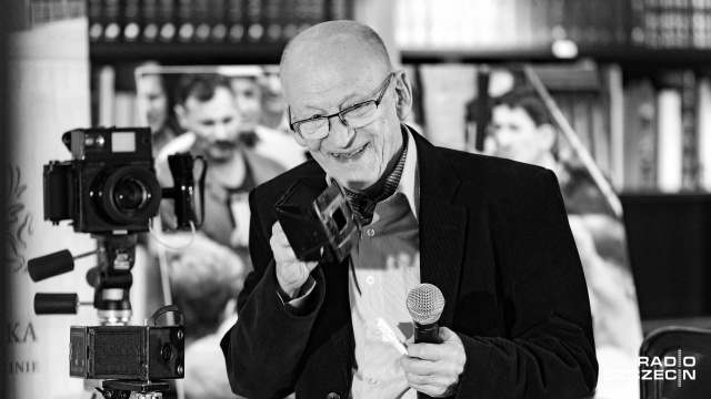 Nie żyje nestor szczecińskiej fotografii prasowej - w wieku 86 lat zmarł Włodzimierz Piątek.