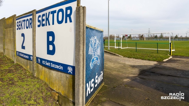 Piłkarze Świtu po trzech wyjazdowych meczach w 2 lidze powracają na swój stadion.