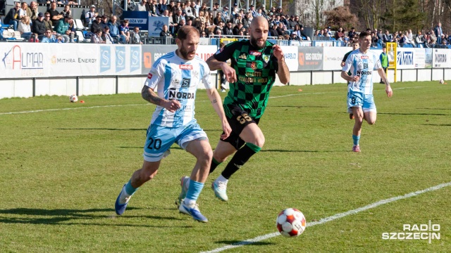 Podział punktów na Stołczyńskiej w 2 lidze. Piłkarze Świtu zremisowali ze Stalą Stalowa Wola 0:0 w 24 kolejce rozgrywek.