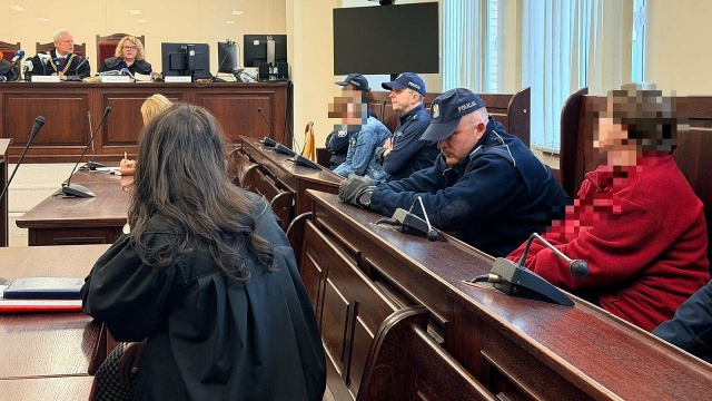 Babka i matka zabitego ze szczególnym okrucieństwem noworodka z Rynicy w gminie Widuchowa mają trafić do więzienia. Szczeciński Sąd Okręgowy wydał wyrok w tej sprawie.