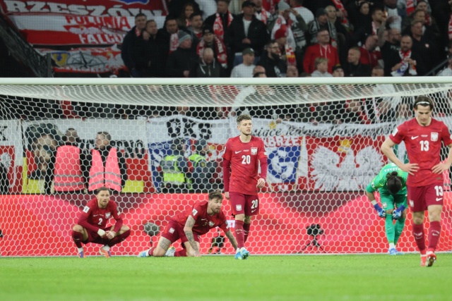 Piłkarska reprezentacja Polski nie zagra w tegorocznych mistrzostwach świata. W finale baraży w Sztokholmie podopieczni Jana Urbana przegrali ze Szwecją 2:3. Decydującą bramkę zdobył w 88. minucie Viktor Gyokeres.