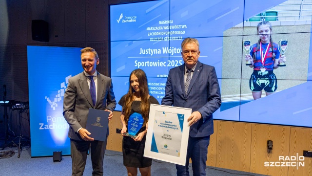 26 zachodniopomorskich sportowców i 13 trenerów otrzymało nagrody finansowe od Marszałka Województwa Olgierda Geblewicza, za osiągnięcia, wyniki i medale uzyskane w ubiegłym roku.