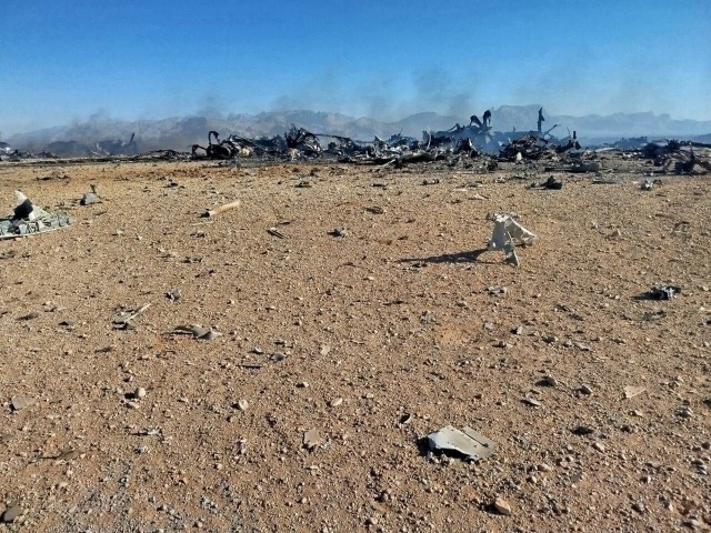 Irańska państwowa telewizja podaje, że irańskie wojsko zestrzeliło dwa samoloty i dwa śmigłowce należące do armii USA. Tych informacji nie komentują na razie amerykańskie władze.