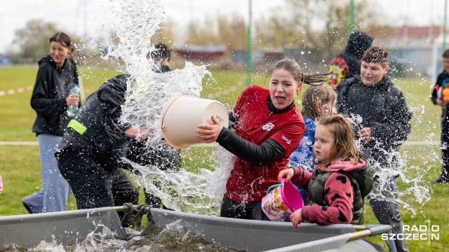 W Trzebieży rozegrała się tradycyjna wodna bitwa [WIDEO, ZDJĘCIA]