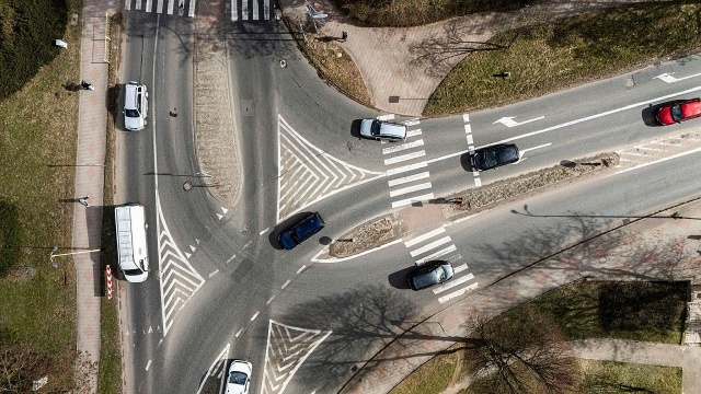 Będzie przebudowa skrzyżowania ulic: 700-lecia i 3-go Maja w Nowogardzie. To w ciągu drogi wojewódzkiej 106.