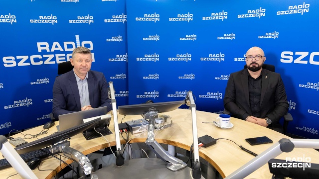 Prezes Niezależnego Forum Pracodawców Transportu krytykuje rządowe rozwiązania obniżające ceny paliw.