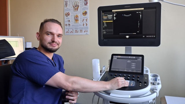 Wczesna diagnoza tego nowotworu zwiększa szanse wyzdrowienia do 95. Dotyka on głównie mężczyzn w bardzo młodym wieku, a jego objawy nie są oczywiste.