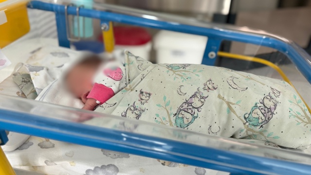 W szpitalu na szczecińskich Pomorzanach tzw. dzieci społeczne mają specjalny pokój. Jednak w tym roku stoi niemal pusty.