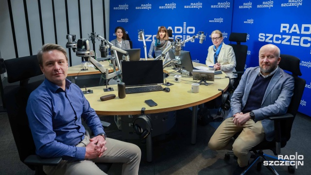 Baza paliw w szczecińskich Podjuchach wyrasta z pogwałceniem prawa - to opinia gości porannej Kawiarenki politycznej Radia Szczecin.