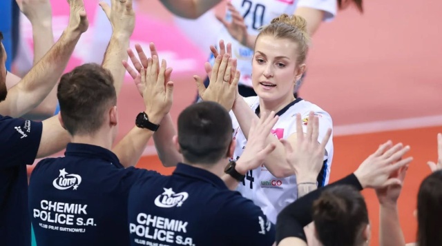 Natalia Mędrzyk nadal siatkarką Lotto Chemika.