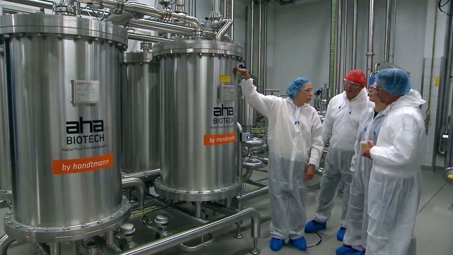Zakład produkcji laktoferyny uruchomiono w Altentreptow, a rząd Meklemburgii-Pomorza Przedniego próbuje zachować miejsca pracy w przedszkolach. W Radiu Szczecin przedstawiamy najważniejsze wydarzenia mijającego tygodnia przygotowane przez stację NDR.