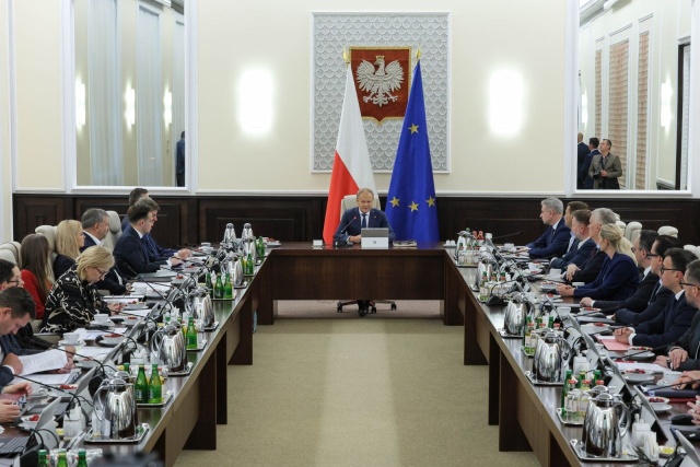 Rząd przyjał Lex Szarlatan. Kary mają być dotkliwe