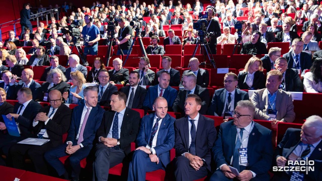 Transport morski znany z lat 90. przeszedł do przeszłości. Przewoźnicy i armatorzy morscy muszą dostosowywać się do burzliwej geopolityki i w szybki sposób reagować na konflikty międzynarodowe.