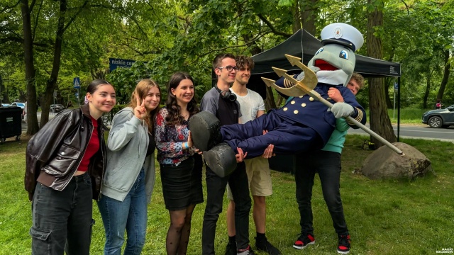 W środę młodzi studenci przebiegli ulicami miasta, a w czwartek od rana odpoczywają i ładują baterie przed wieczornymi koncertami rozpoczynającymi Juwenalia.
