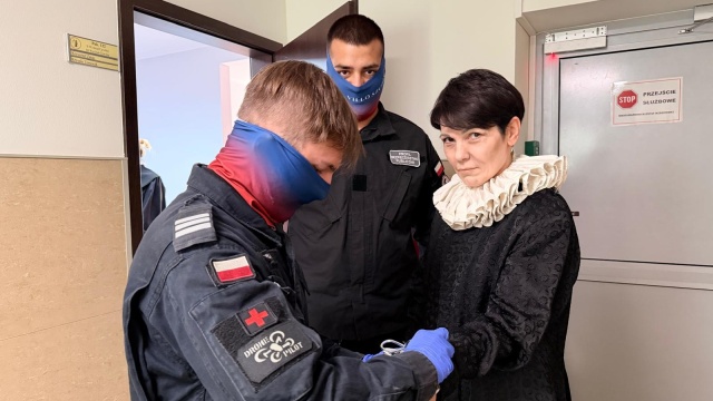 Sale rozpraw w szczecińskich sądach zamieniły się dziś w przestrzenie do gier planszowych, spotkań z komornikami, adwokatami czy też prokuratorami.