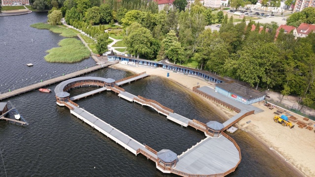 Zabudowania na plaży miejskiej nad Jeziorem Trzesiecko w Szczecinku przejdą renowację.