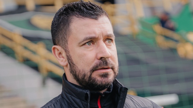 Piotr Łęczyński po raz ostatni poprowadzi piłkarki nożne Pogoni w meczu ze Śląskiem Wrocław w ekstralidze kobiet. 41-letni szkoleniowiec po sezonie odchodzi ze szczecińskiego klubu.