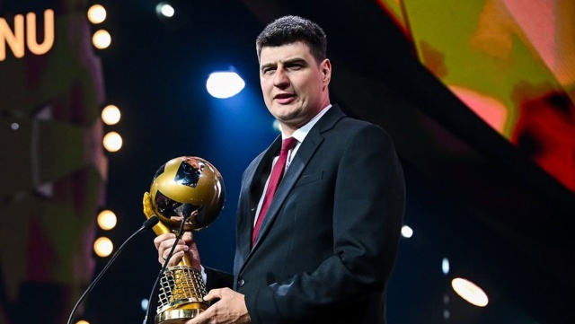 Lotto Chemik oficjalnie rozstał się z trenerem siatkarek Dawidem Michorem. Policki klub opuściły także dwie zawodniczki. W Chemiku trwa przebudowa kadry przed nowym sezonem.