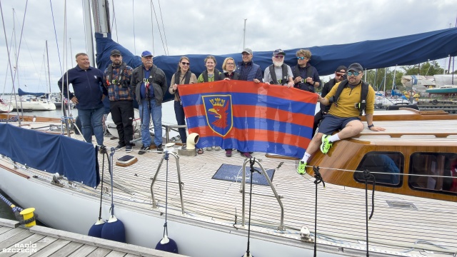 Opuścił macierzysty port i obrał kurs na Aarhus w Danii. Dar Szczecina wraz z załogą weźmie udział w regatach The Tall Ships Races.