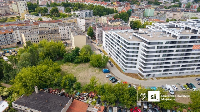 Trwa przebudowa ul. Emilii Plater w Szczecinie. W ramach przygotowania terenu pod budowę parkingu, w przyszłym tygodniu zaplanowano prace związane z usunięciem części drzew.