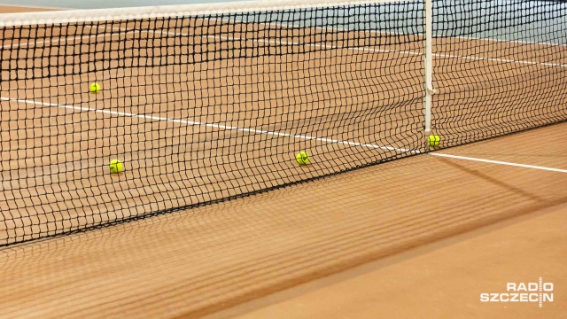 Wimbledon to nie tylko wielki tenis, ale też jedna z najbardziej rozpoznawalnych sportowych tradycji w Wielkiej Brytanii.