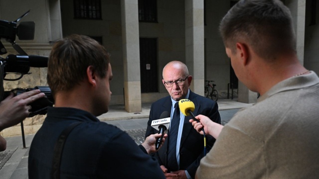 Sąd Okręgowy w Warszawie odrzucił zażalenie na postanowienie o tymczasowym aresztowaniu byłego ministra sprawiedliwości Zbigniewa Ziobry.