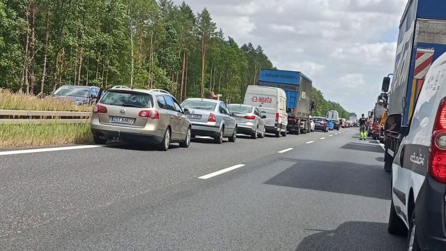 Wypadek na drodze ekspresowej S10 między Szczecinem a Stargardem.