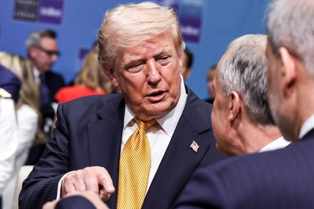 Prawdopodobnie jeszcze w środę wieczorem wojsko amerykańskie przeprowadzi kolejne ataki na Iran. Zapowiedział to prezydent USA Donald Trump na szczycie NATO w Ankarze.