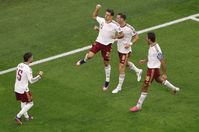 Hiszpania pokonała w Dallas Francję 2:0 (1:0) i zagra w finale piłkarskich mistrzostw świata.