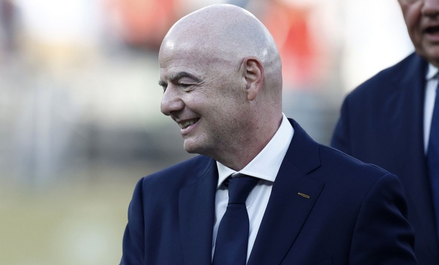 Ponad 95 tysięcy kilometrów podczas mistrzostw świata przeleciał szef FIFA Gianni Infantino. W ciągu prawie 6 tygodni turnieju spędził on w powietrzu ponad sto godzin.