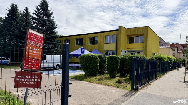 Mieszkańcy powiatu choszczeńskiego mogą korzystać z bezpłatnego wsparcia w kryzysie życiowym. Przy ulicy Bolesława Chrobrego 27 w Choszcznie otwarto nowy punkt Regionalnego Centrum Kryzysowego.