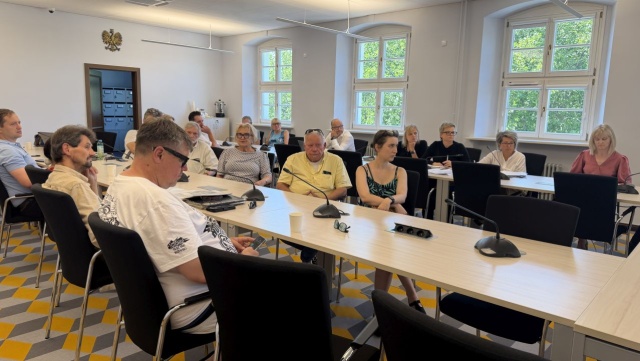 Chcemy wypracować kompromis i zachować urok Alt Buchholz - mówi przewodniczący miejskiej komisji rewizyjnej. W Urzędzie Miasta Szczecin trwała dyskusja radnych i strony społecznej na temat Planu Ogólnego dla terenu Starego Bukowa.