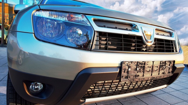 Dwie największe fabryki samochodów w Rumunii - Dacia i Ford - wstrzymują produkcję do 19 sierpnia. To jedna z nadzwyczajnych decyzji rządu w Bukareszcie, który chce zapobiec przerwom w dostawach energii elektrycznej.