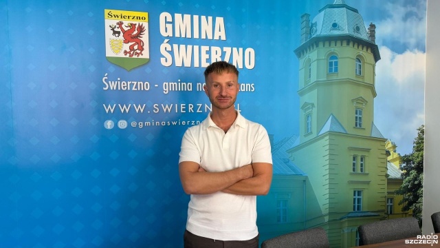 Konflikt między wójtem gminy Świerzno a lokalną dziennikarką przybiera na sile. Redaktor naczelna Faktów z Kamienia Anna Stanaszek-Kaczor oczekuje od policji i prokuratury wszczęcia postępowania z urzędu wobec Radosława Drozdowicza.