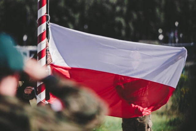 Święto Wojska Polskiego obchodzą daleko od domu. Kolejny raz żołnierze 12. Szczecińskiej Dywizji Zmechanizowanej wspierają ochronę granicy polsko-białoruskiej.